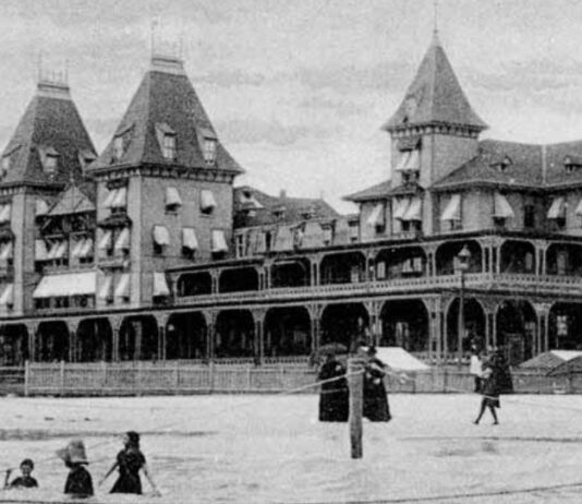 Історія розвитку курортного Брукліну — іподром, океанаріум та залізниця на Брайтон Біч